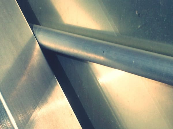 Blechprofi24 Erfahrungen: Richtige Pflege und Lagerung von Blechprodukten